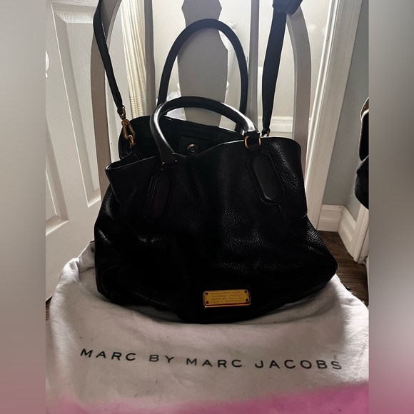 Beautiful Marc Jacobs Bag - Picture 11 of 11